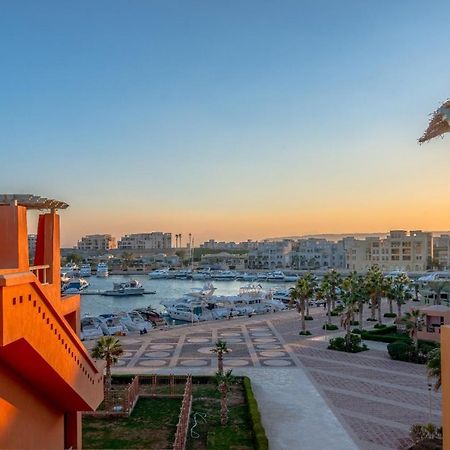 Heated Jacuzzi 2Br Apartment On Yacht View Hurgada Dış mekan fotoğraf