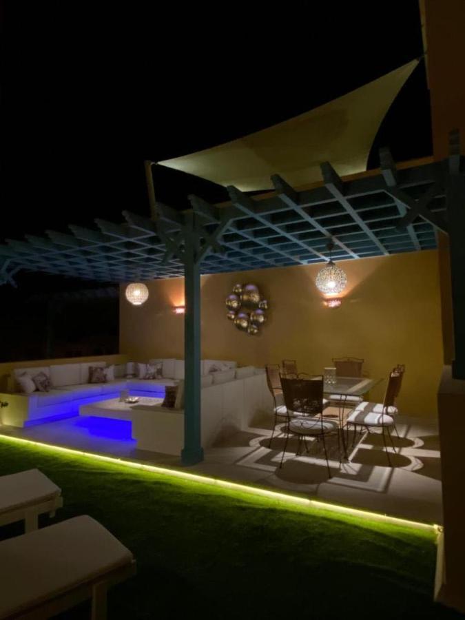 Heated Jacuzzi 2Br Apartment On Yacht View Hurgada Dış mekan fotoğraf